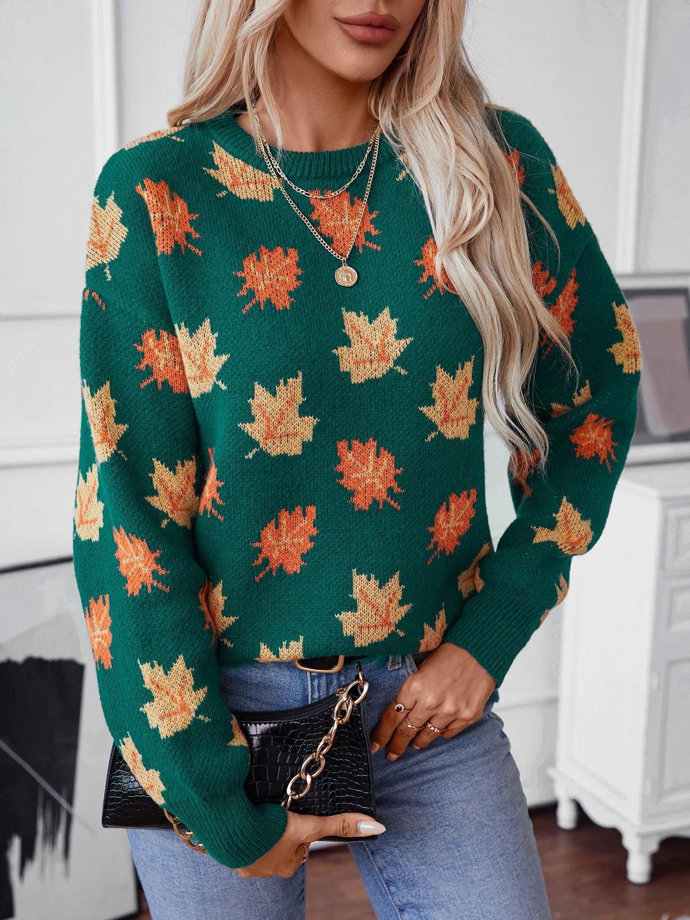 Autumn and Winter New Maple Leaf Pattern Pullover Knitted Women's Commuter Round Neck Sweater Top